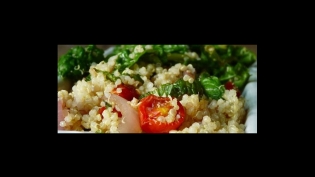 Quinoa with Roasted Garlic, Tomatoes, and Spinach