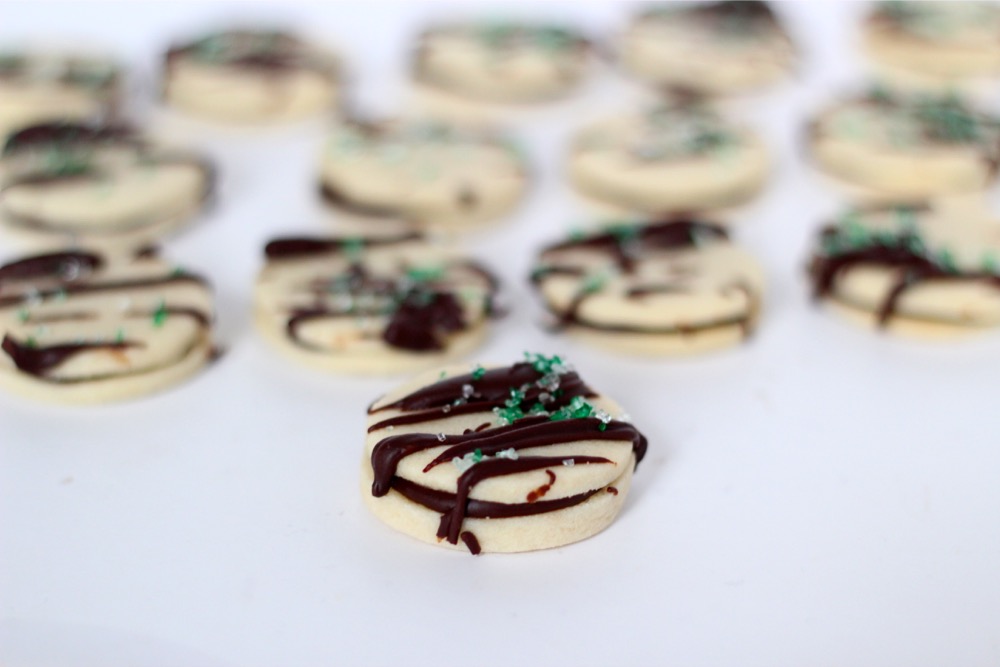 Chocolate-Peppermint Sandwiches