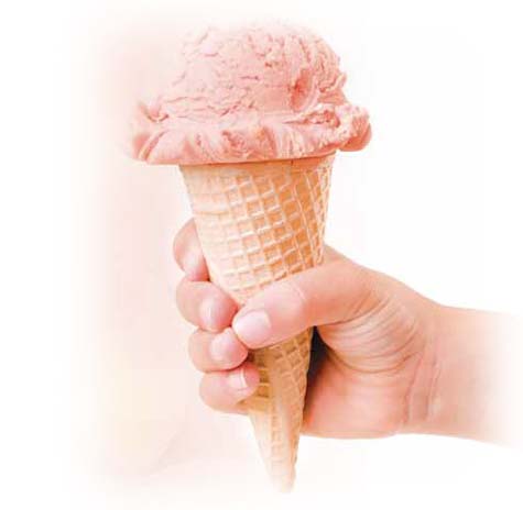 Homemade Peach Ice Cream