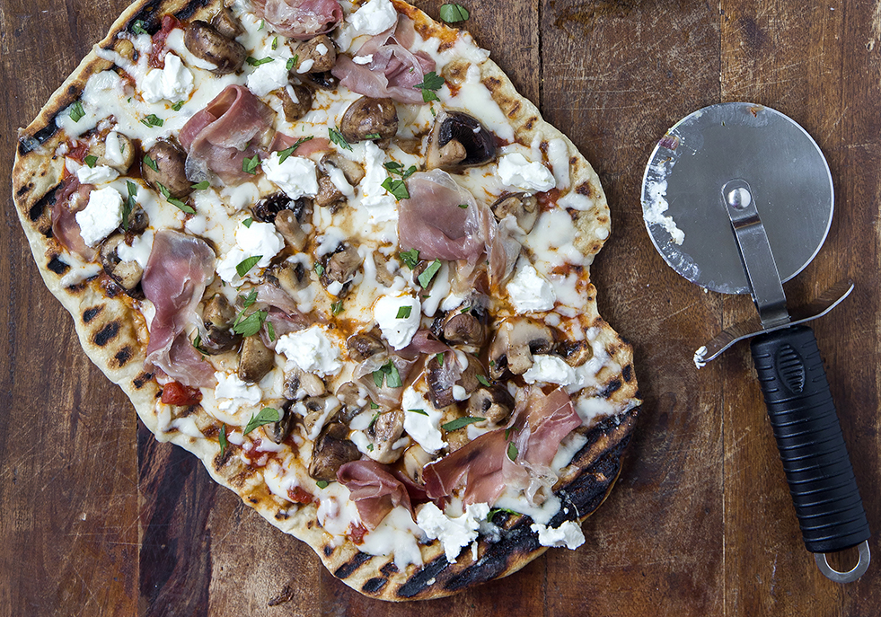 spicy chicken pizza.jpg